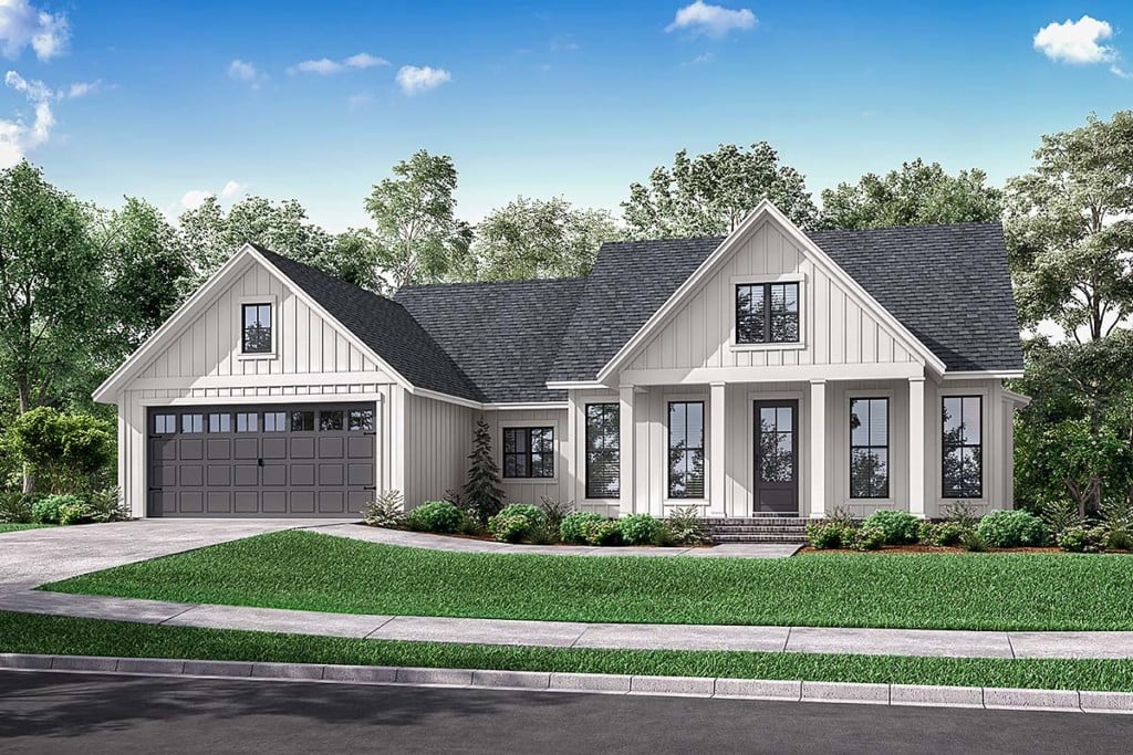 Traditional Style House Plan With 1706 SQ FT