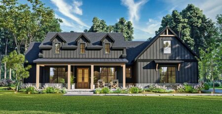 Modern Farmhouse Plan